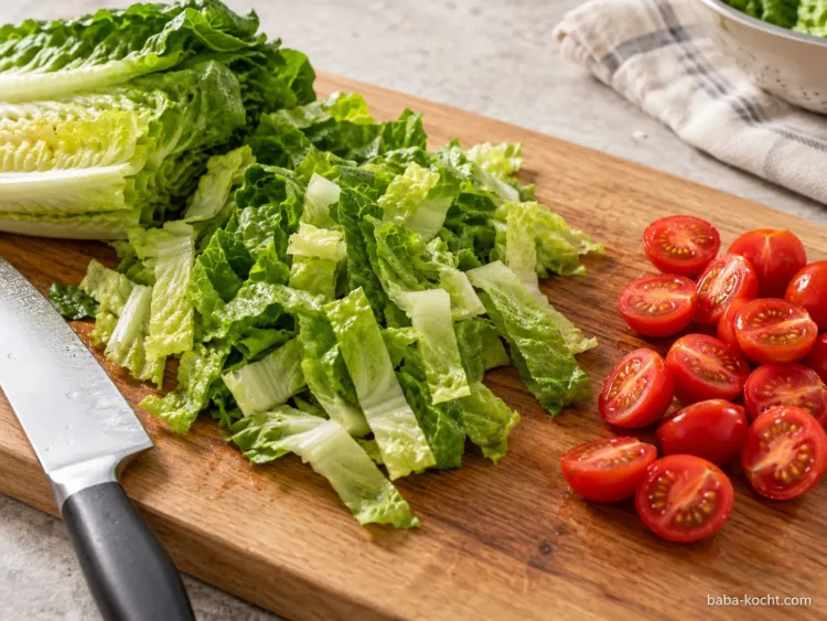 Salat vorbereiten – Knusprige Chicken-Caesar-Bowl Salat vorbereiten – Knusprige Chicken-Caesar-Bowl